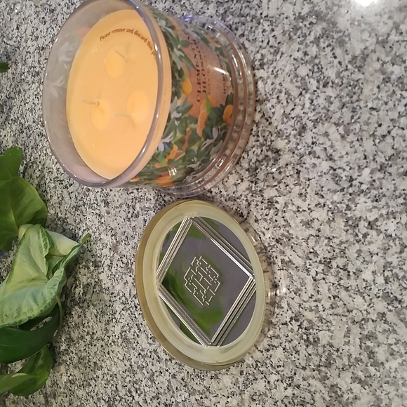 HomeWorx by Harry Slatkin Clementine Scented 3 Wick Candle. - Picture 6 of 8
